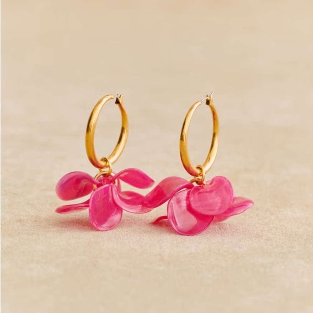 NWT Sezane Flora Earrings - Fuschia